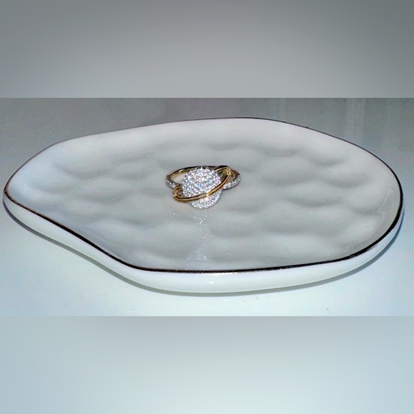 Planet ring - Picture 1 of 2